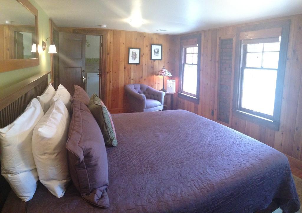The Golden Leaf Inn Estes Park Room photo
